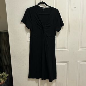 Torrid size 0 short skater dress with twist front black short sleeve